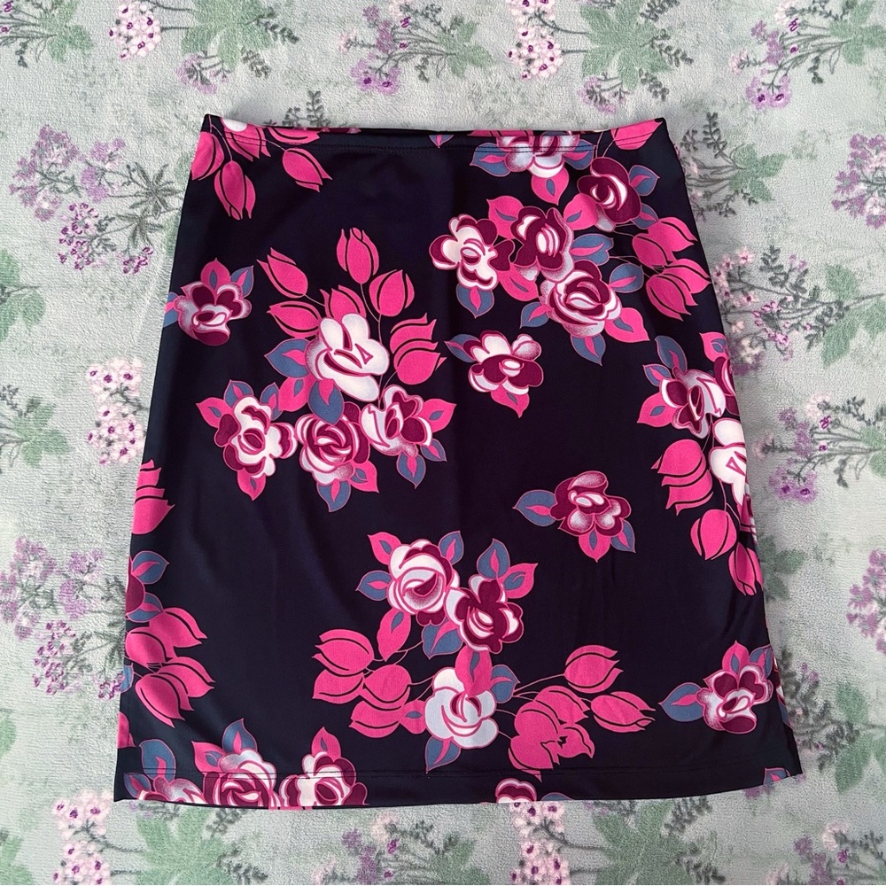 My Michelle Vintage Y2K Floral Skirt 🌺🖤